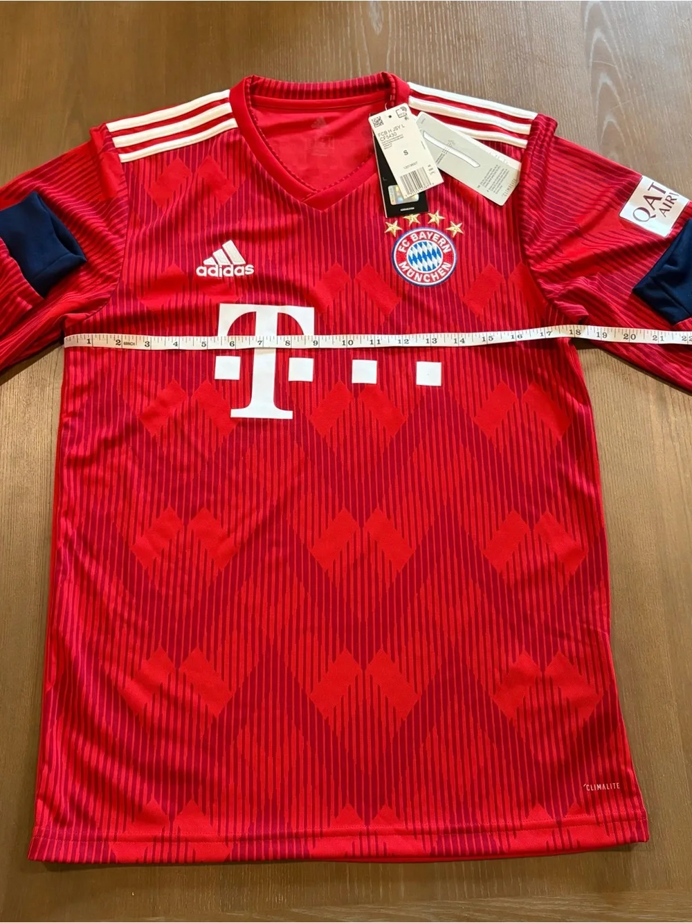 NWT adidas FC Bayern München 2018/19 Home Jersey – Men’s Small